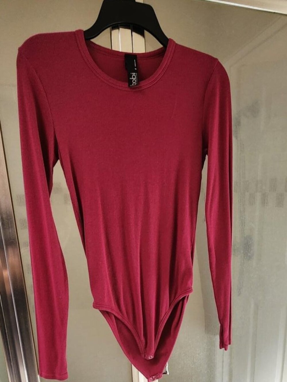 Bobi Los Angeles Women’s Burgundy Long Sleeve Ribbed‎ Bodysuit Stretch – Size M